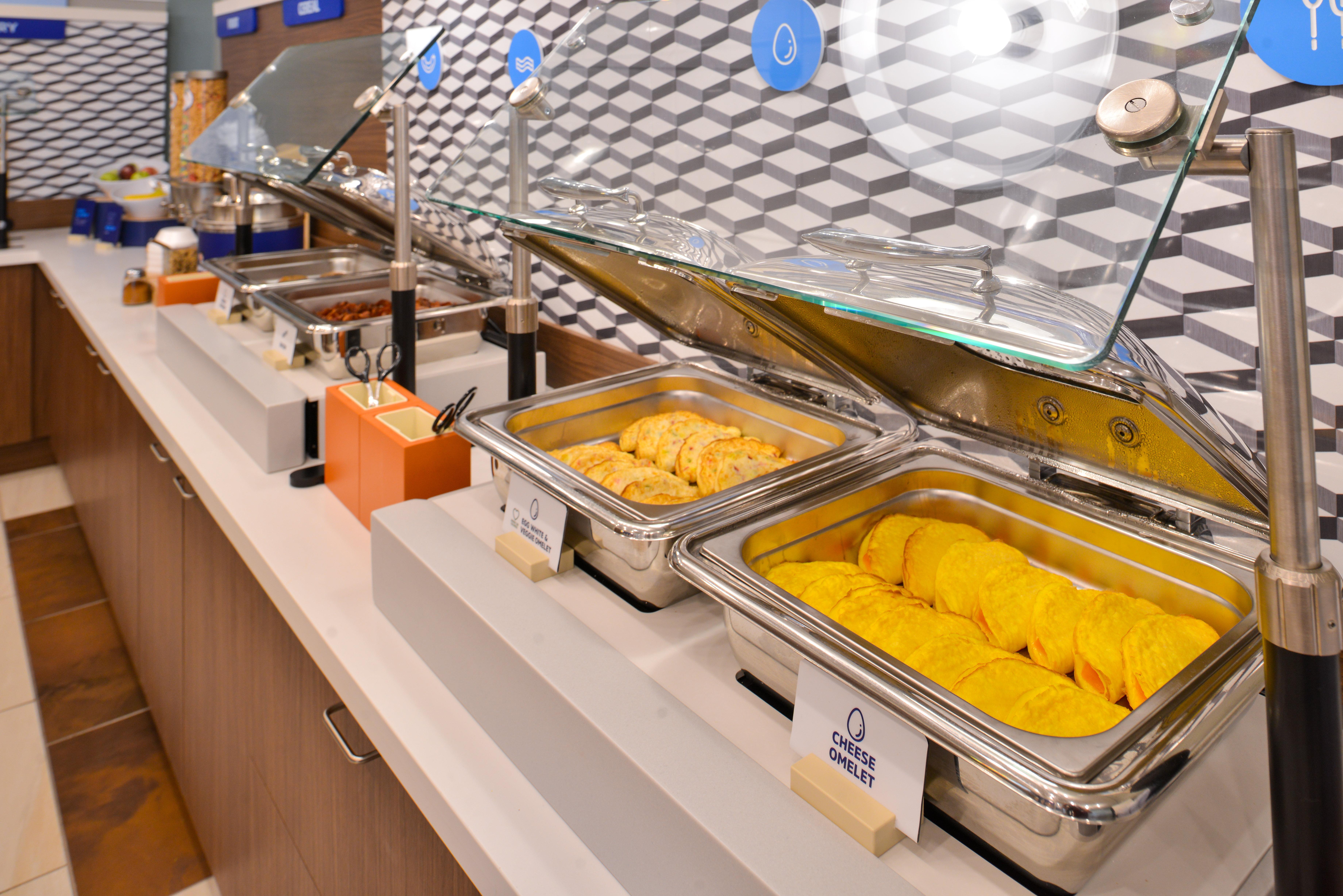 Holiday Inn Express & Suites - Las Vegas - E Tropicana By Ihg Buitenkant foto