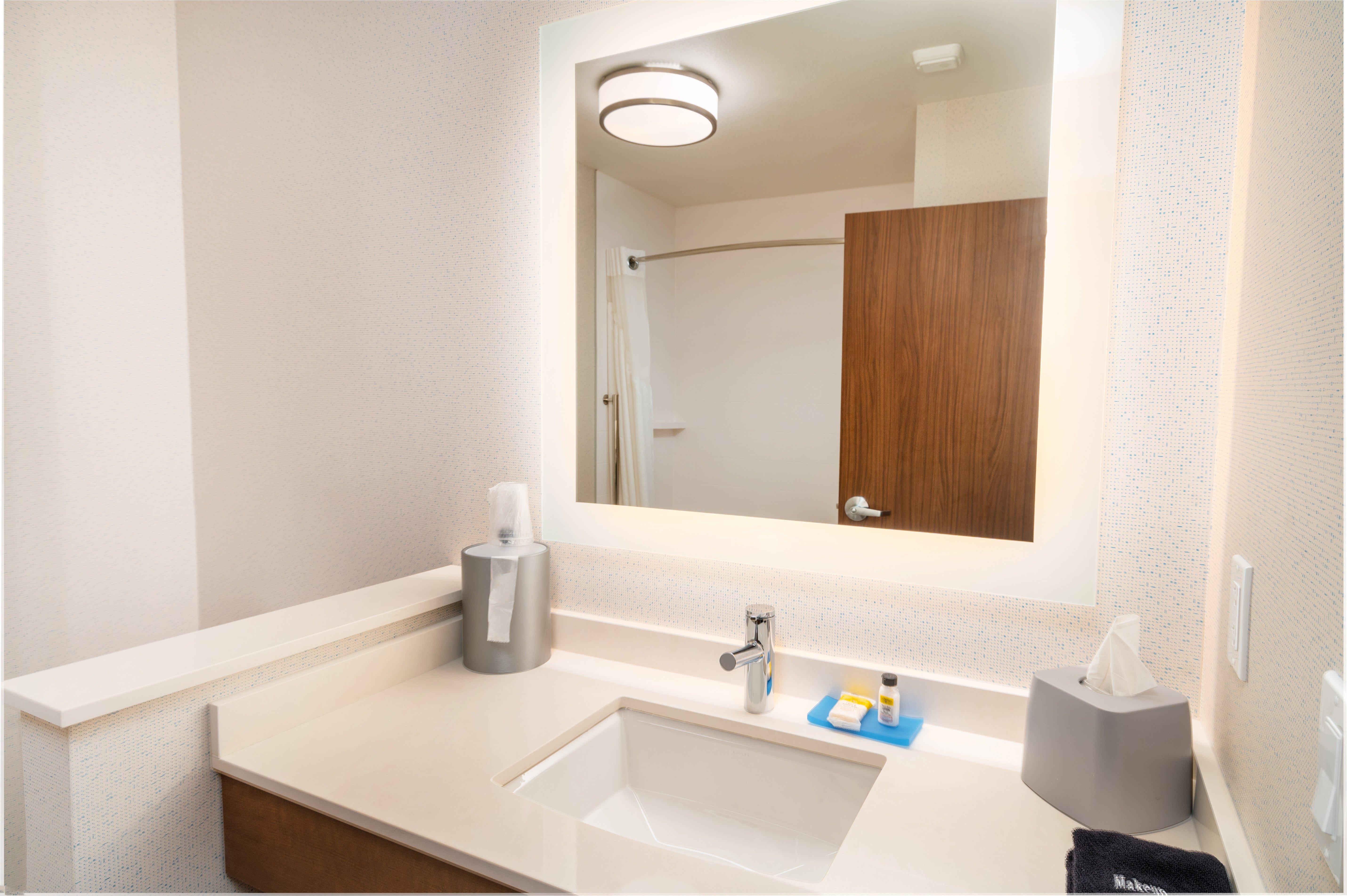 Holiday Inn Express & Suites - Las Vegas - E Tropicana By Ihg Buitenkant foto